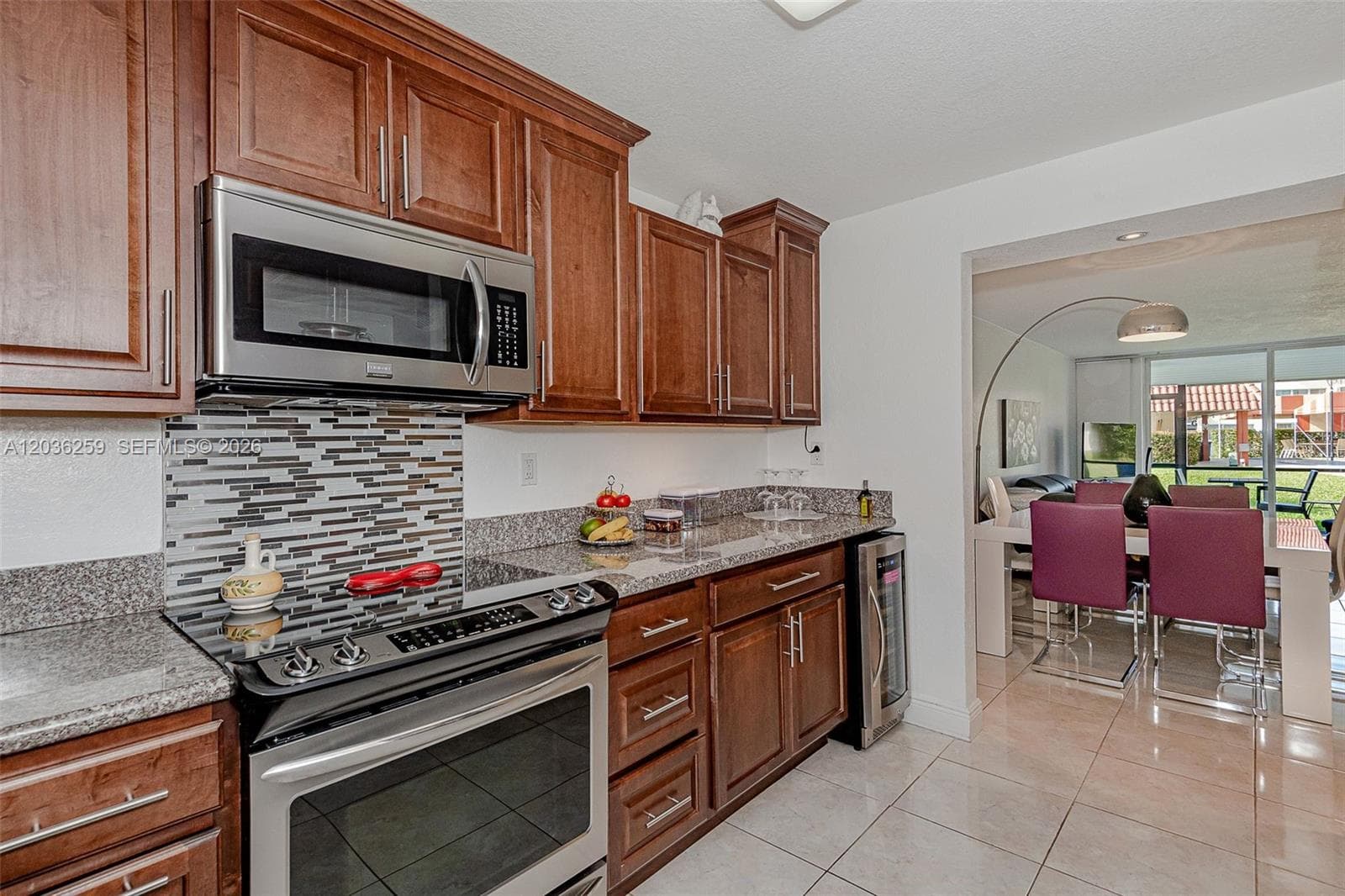 9410 N Hollybrook Lake Dr # 11-109, Pembroke Pines FL 33025 photo 2