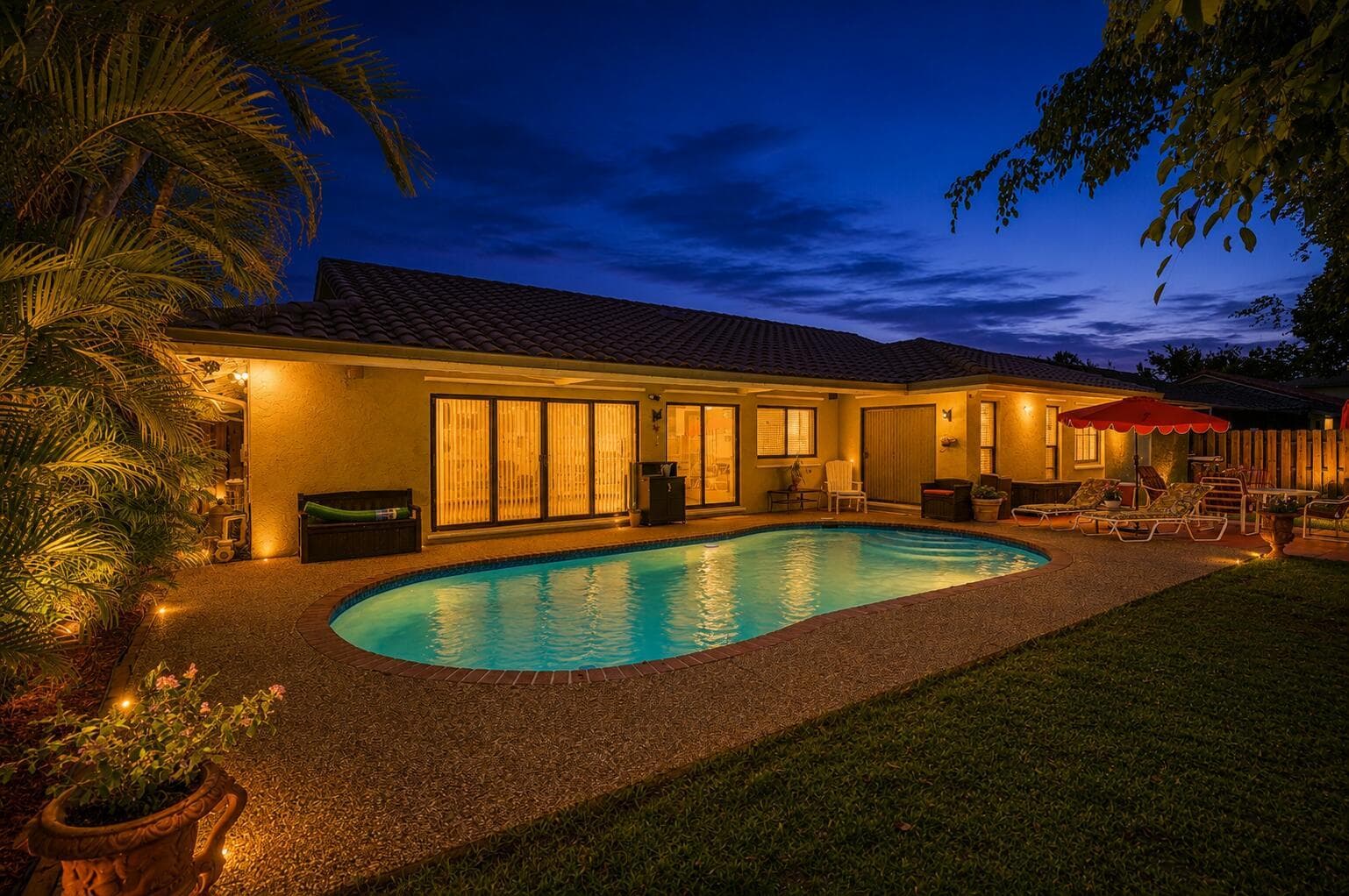 2145 NW 85th Lane, Coral Springs FL 33071 photo 2