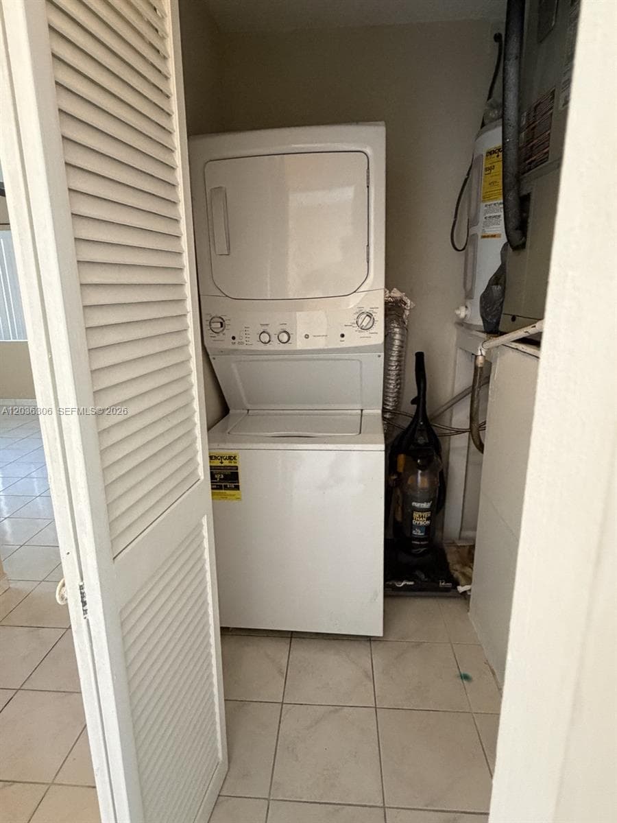 812 NE 2nd St # 2, Hallandale Beach FL 33009 photo 5