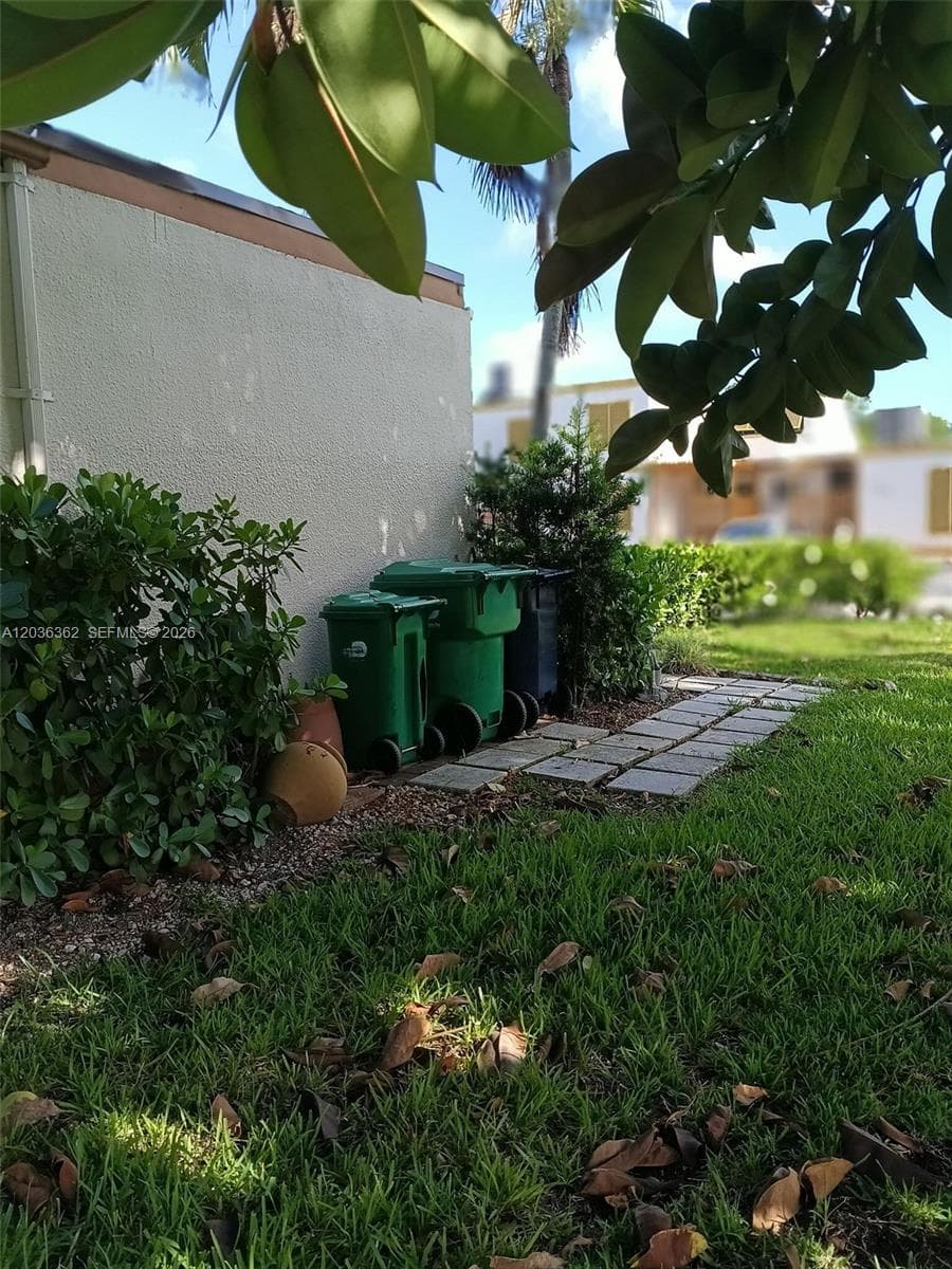 1700 SW 131st Place Cir S, Miami FL 33175 photo 5