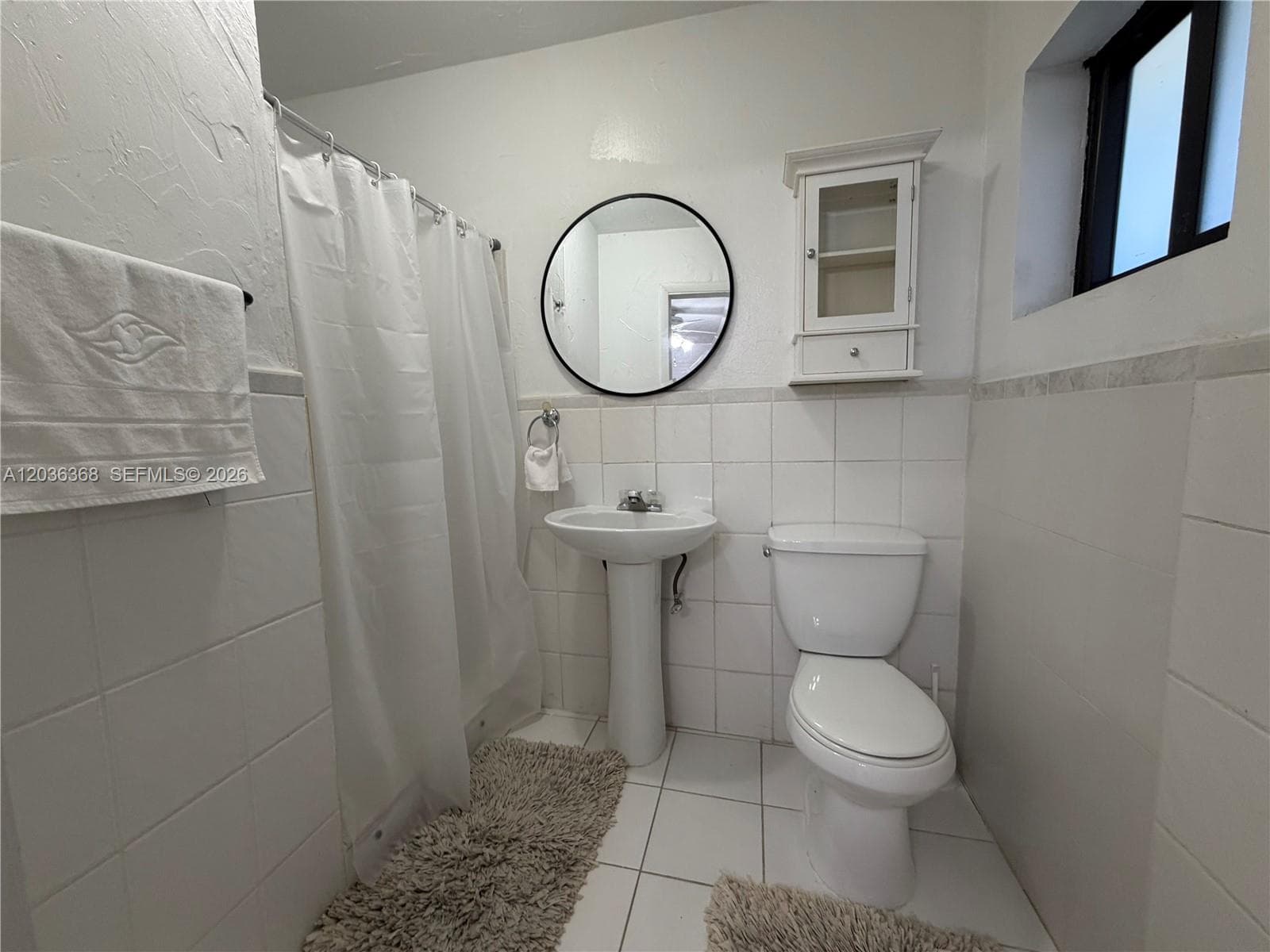 1061 NE 137th St # 1, North Miami FL 33161 photo 3