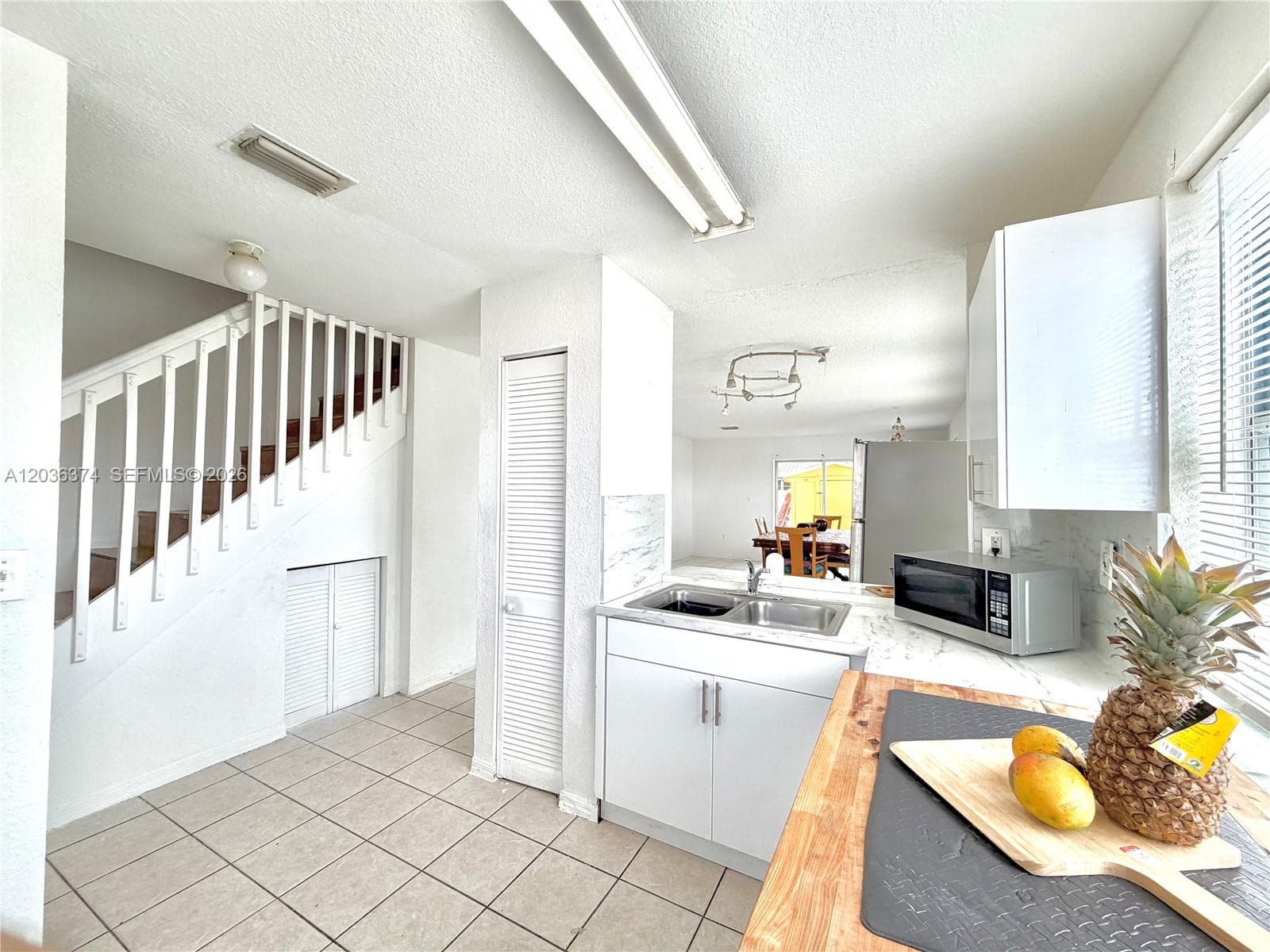 19500 SW 103rd Ct # 9, Cutler Bay FL 33157 photo 2
