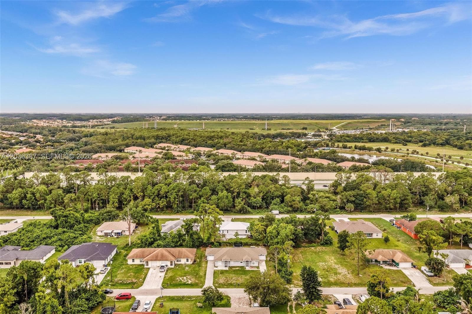 5327 30 ST SW, Lehigh Acres FL 33973 photo 3