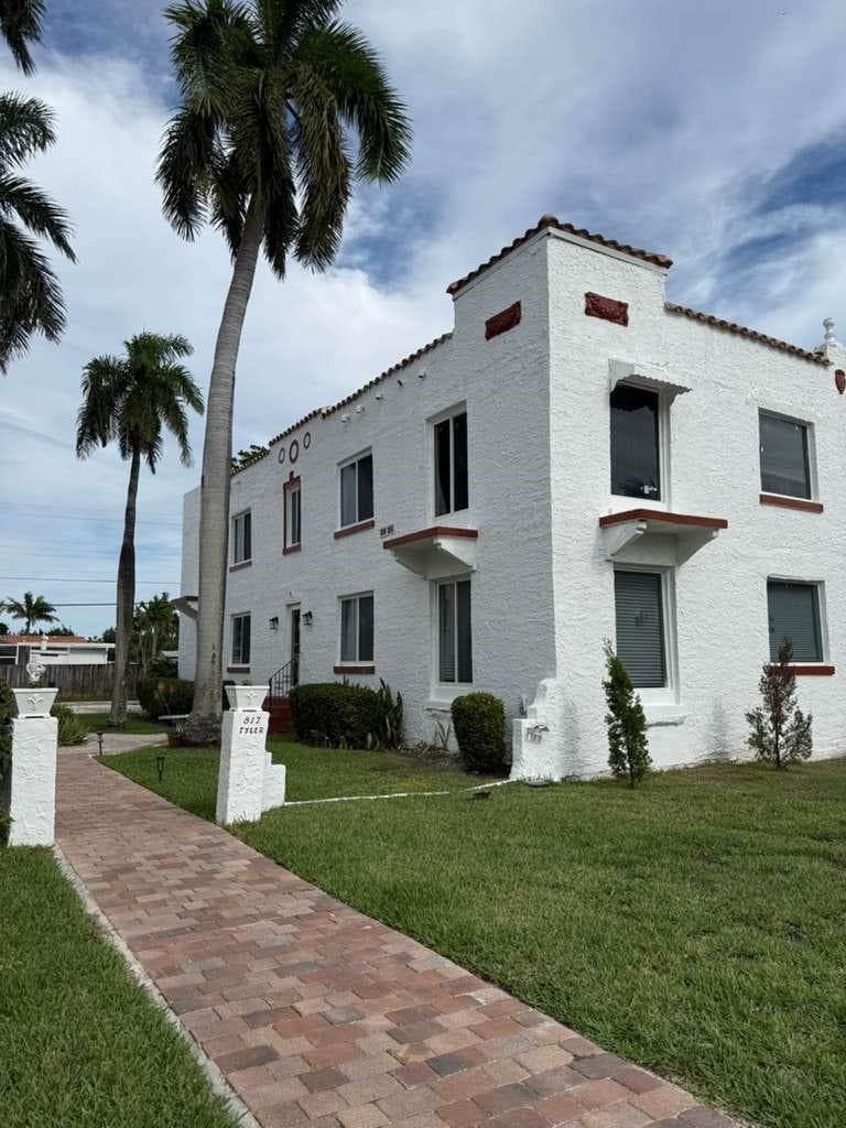817 Tyler Street # 8, Hollywood, FL 33019 photo 3