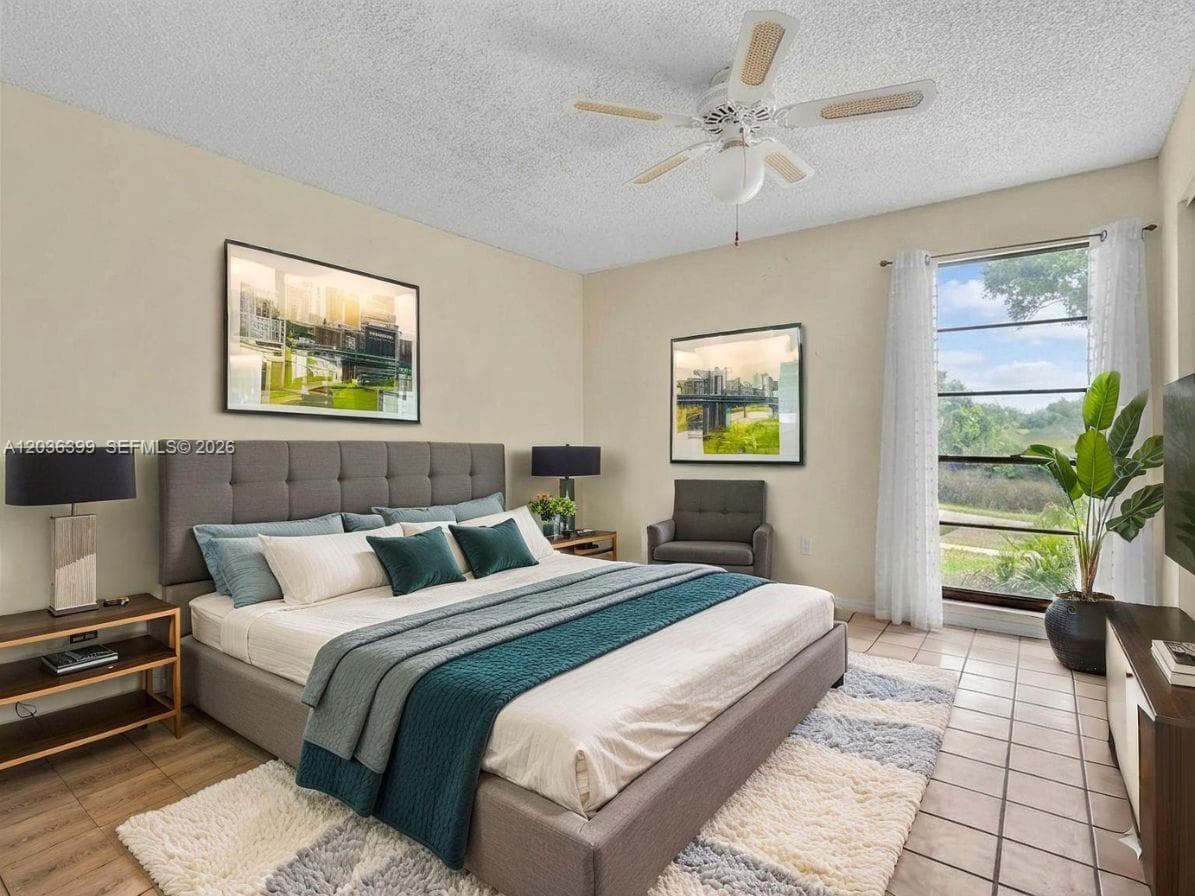 8902 Palm Tree Ln # 8902, Pembroke Pines FL 33024 photo 4