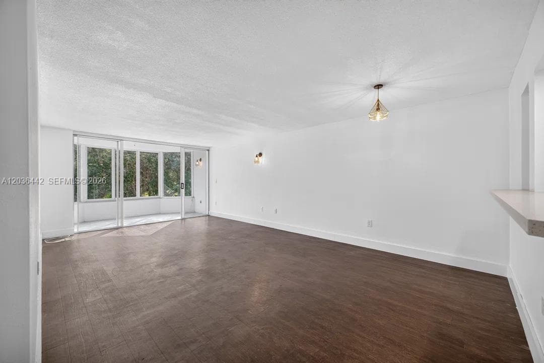1101 NE 191st St # H401, Miami FL 33179 photo 2