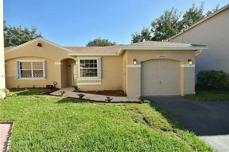 11838 NW 13th St, Pembroke Pines, FL 33026 photo 2
