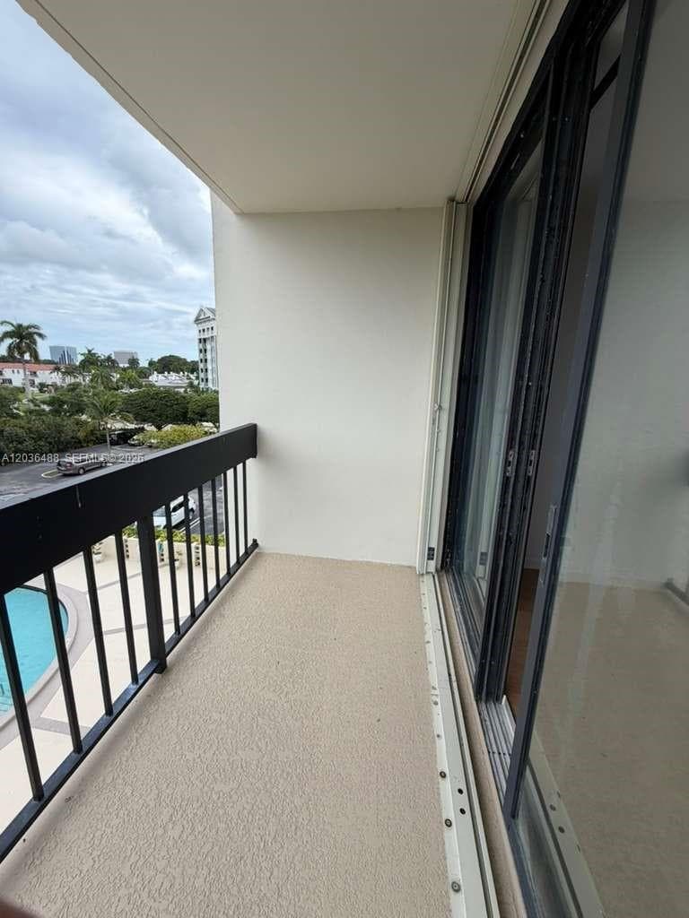 2400 Presidential Way # 403, West Palm Beach FL 33401 photo 5