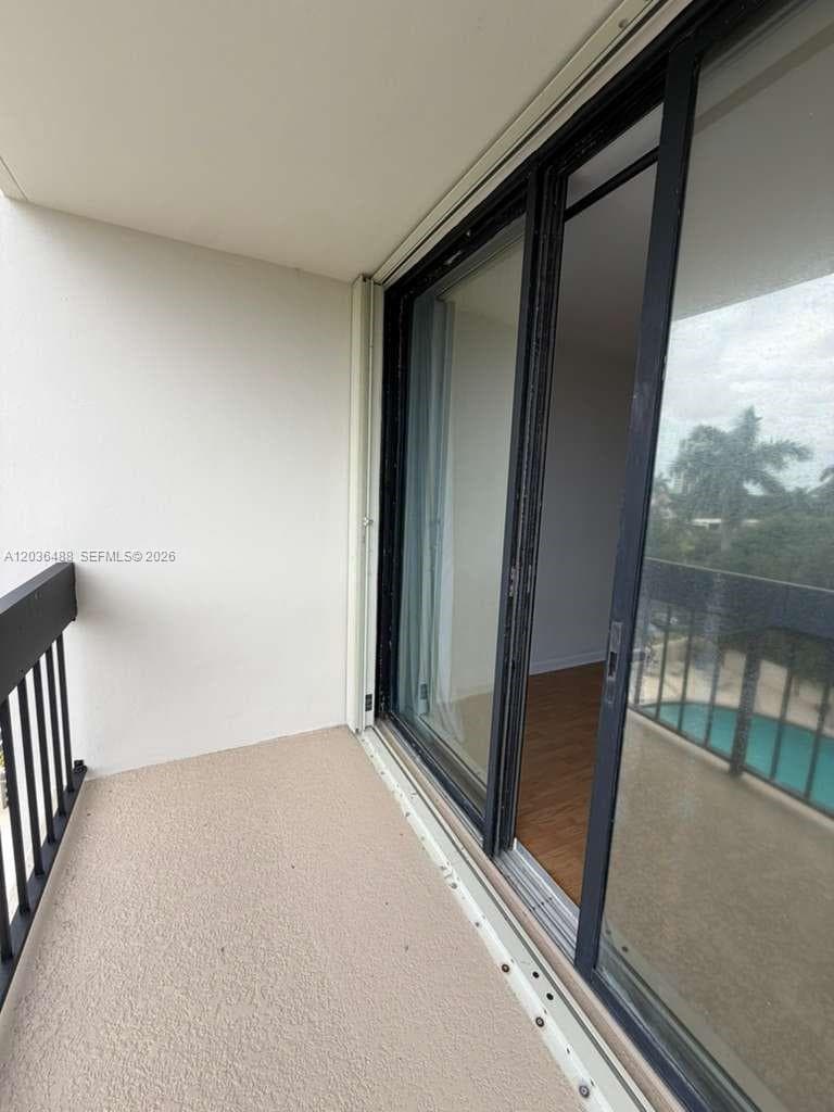 2400 Presidential Way # 403, West Palm Beach FL 33401 photo 4