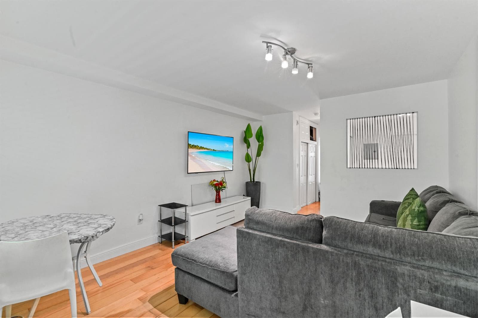 1035 Meridian Avenue # 5, Miami Beach FL 33139 photo 5