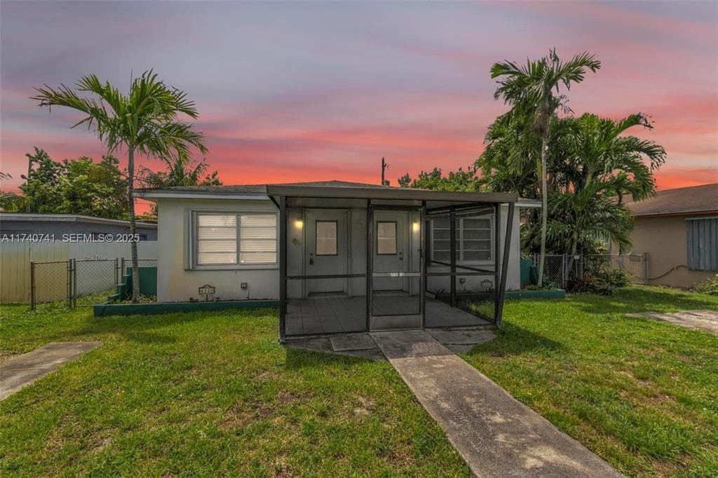 6340 Dawson Street, Hollywood FL 33023 photo 2
