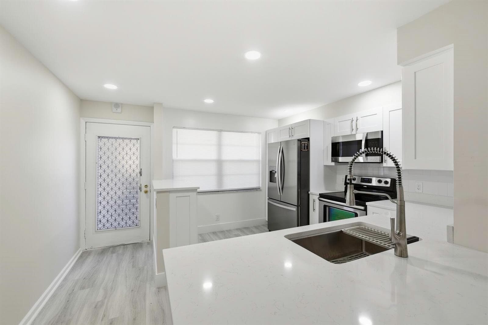2901 Victoria Circle # B2, Coconut Creek FL 33066 photo 5