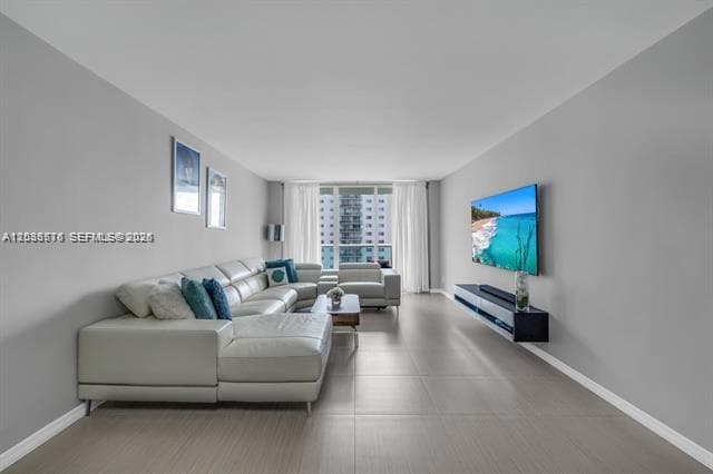 19390 Collins Ave # 702, Sunny Isles Beach FL 33160 photo 4