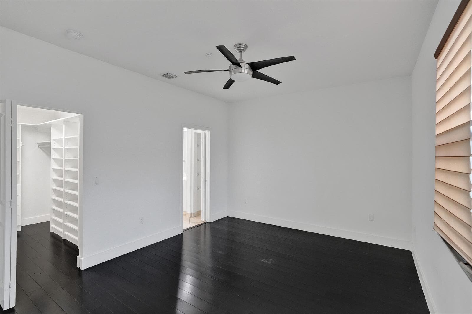 12662 NW 32nd Place, Sunrise FL 33323 photo 5