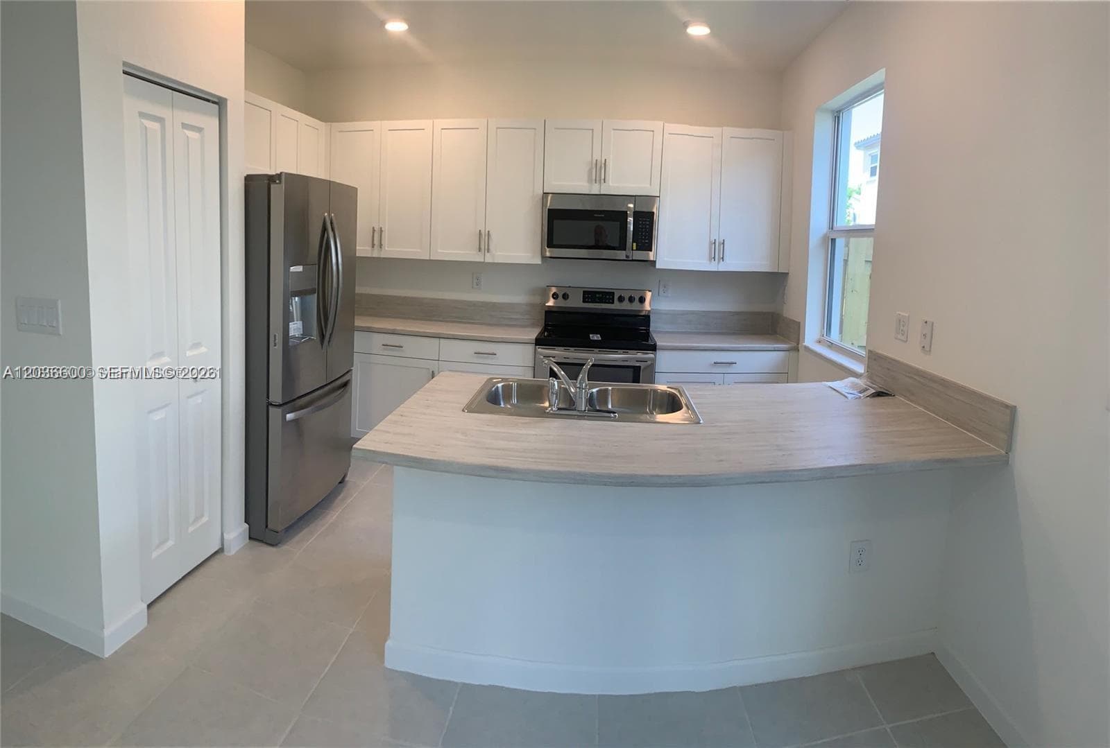 2684 SE 12 Street, Homestead FL 33033 photo 2