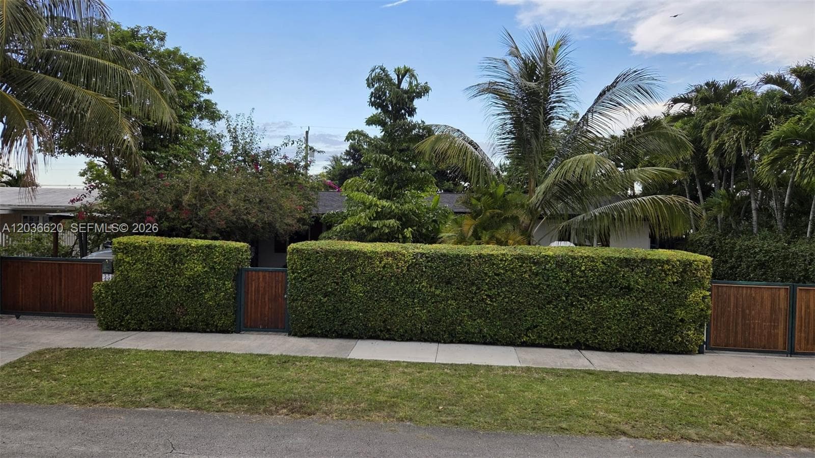 3511 SW 105th ct, Miami FL 33165 photo 3