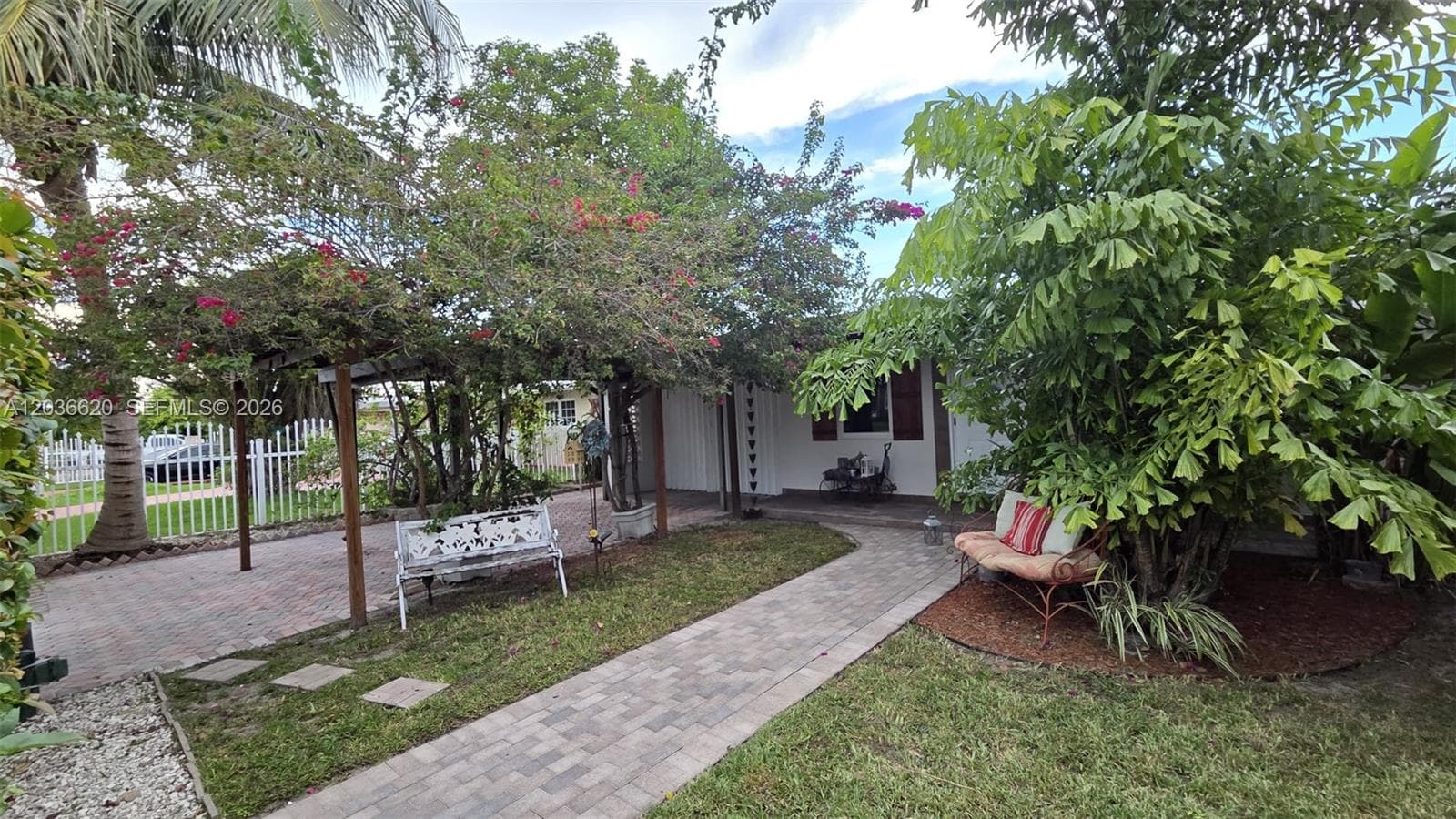 3511 SW 105th ct, Miami FL 33165 photo 4