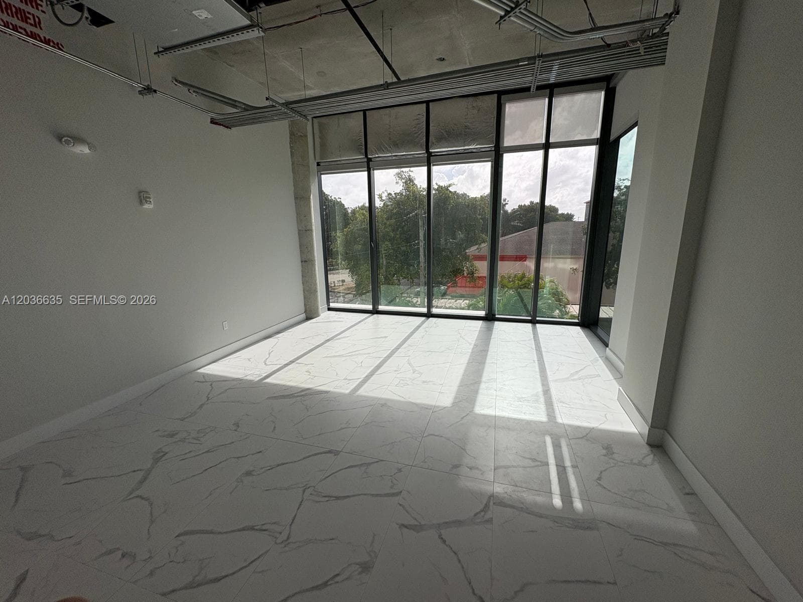 21290 Biscayne Blvd Aventura, Aventura FL 33180 photo 2