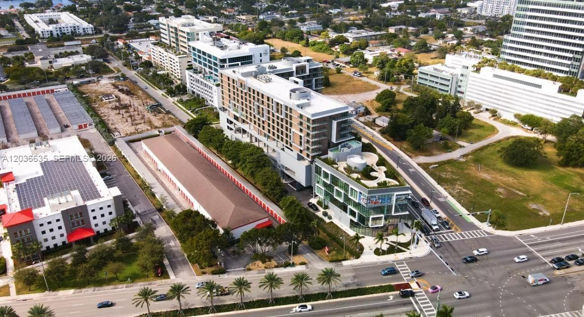 21290 Biscayne Blvd Aventura, Aventura FL 33180 photo 5