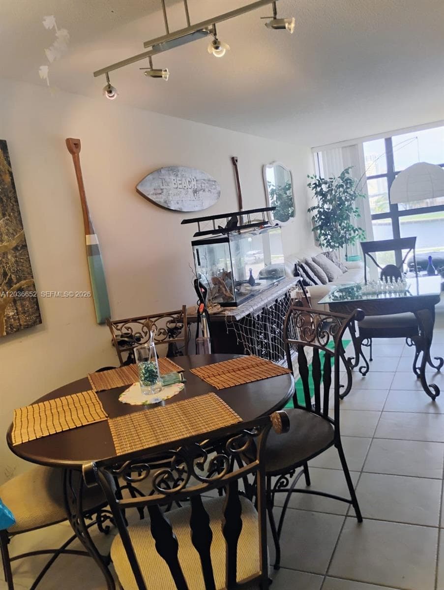200 Leslie Dr # 324, Hallandale Beach FL 33009 photo 4