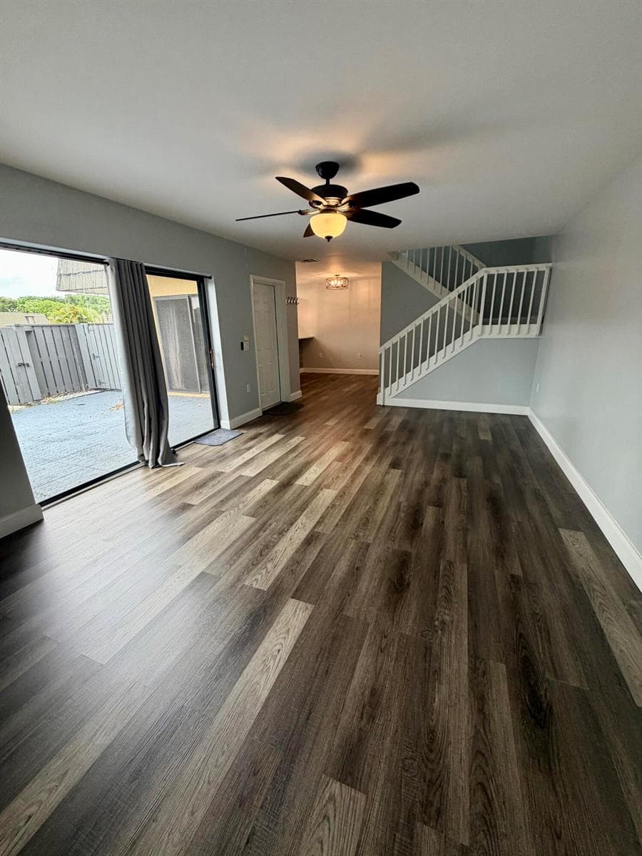 1611 16th Way, West Palm Beach FL 33407 photo 2