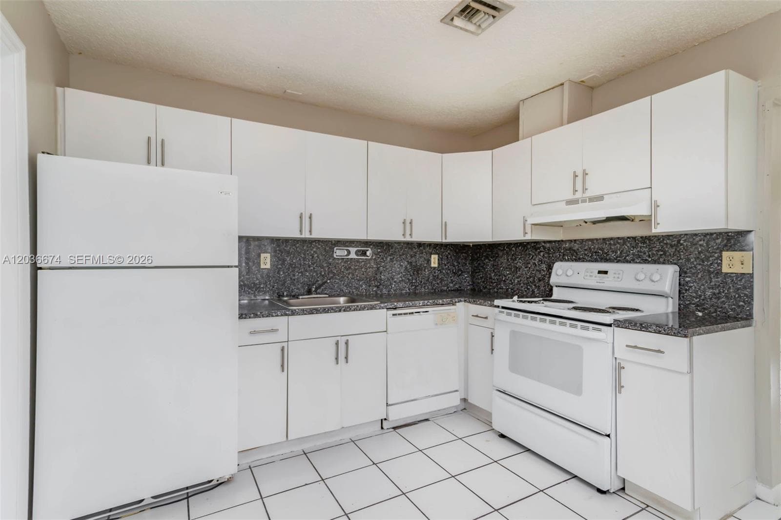 6331 Pierce St # 1, Hollywood, FL 33024 photo 5