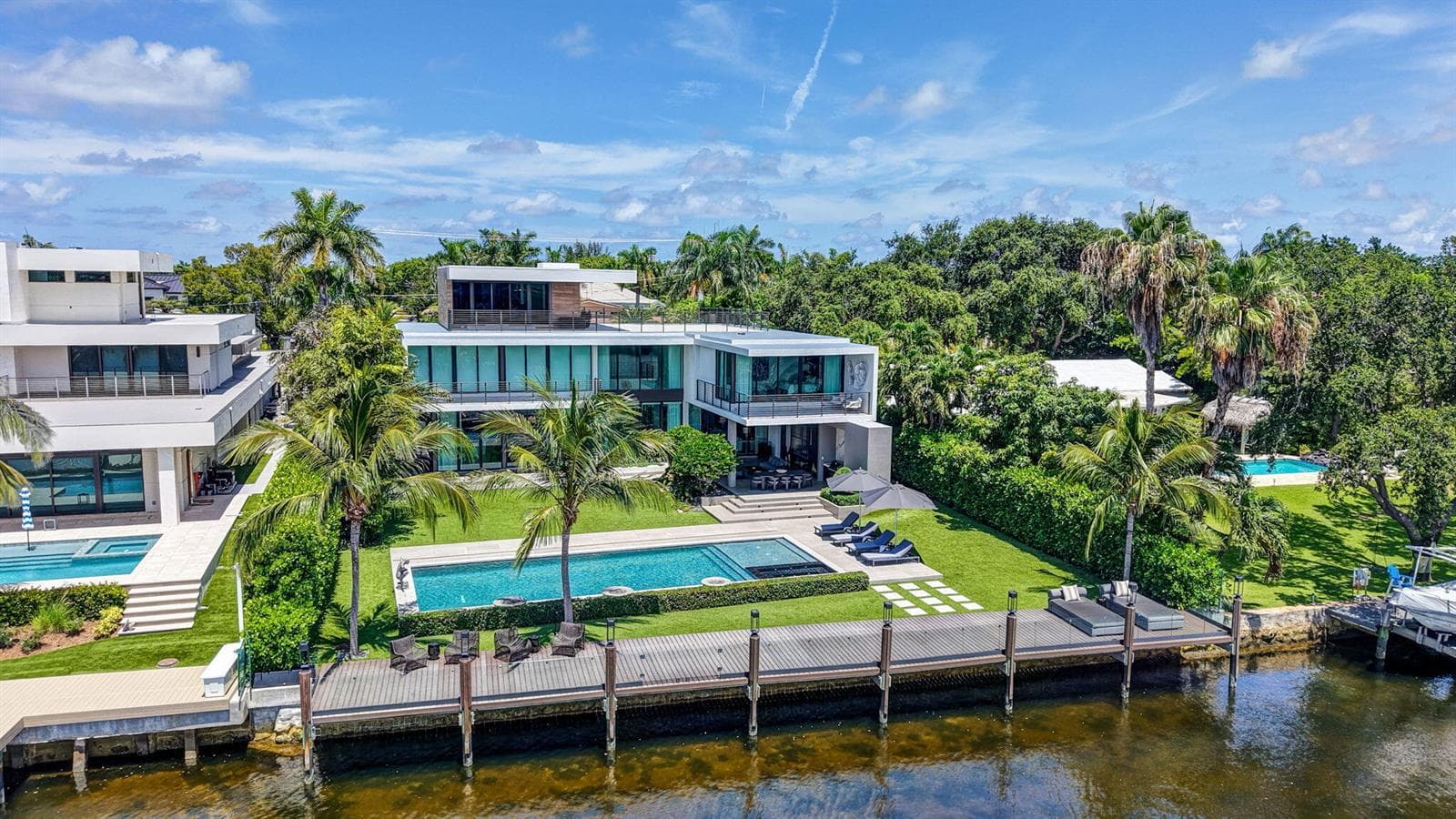 1529 Middle River Drive, Fort Lauderdale FL 33304 photo 3