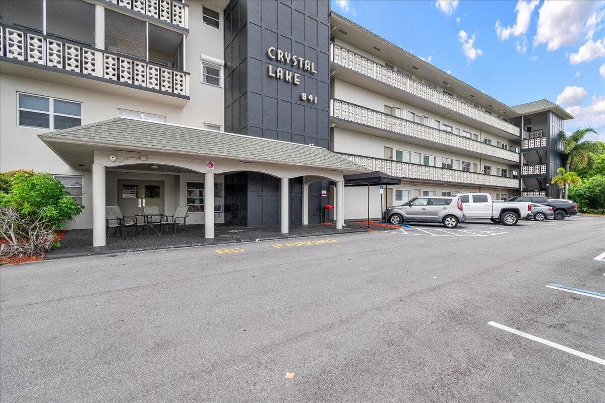 941 Crystal Lake Drive # 402, Deerfield Beach FL 33064 photo 3