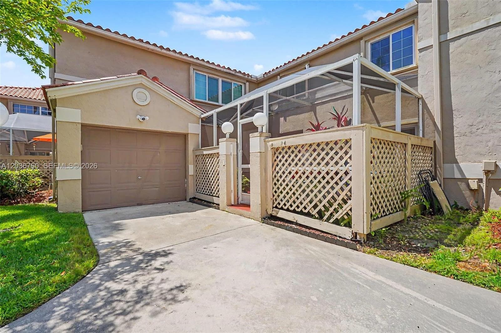 10994 Neptune Dr, Cooper City FL 33026 photo 2