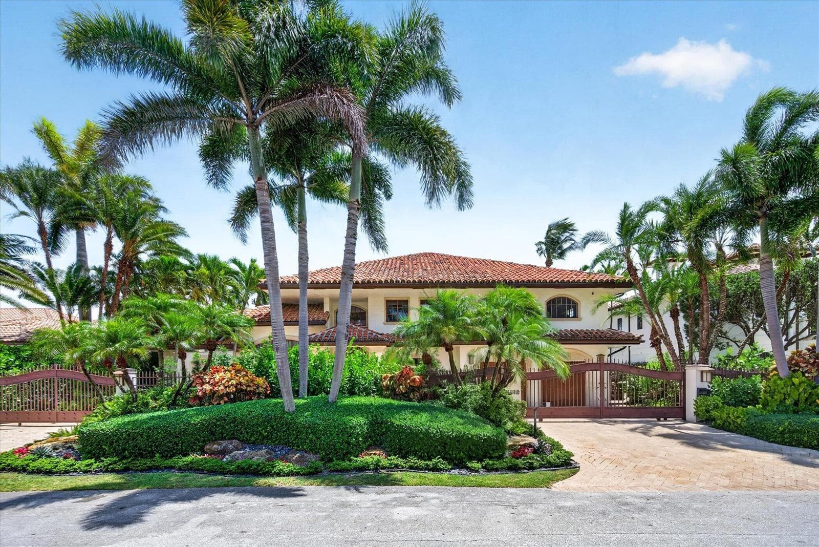 2740 NE 17th Street, Fort Lauderdale FL 33305 photo 4