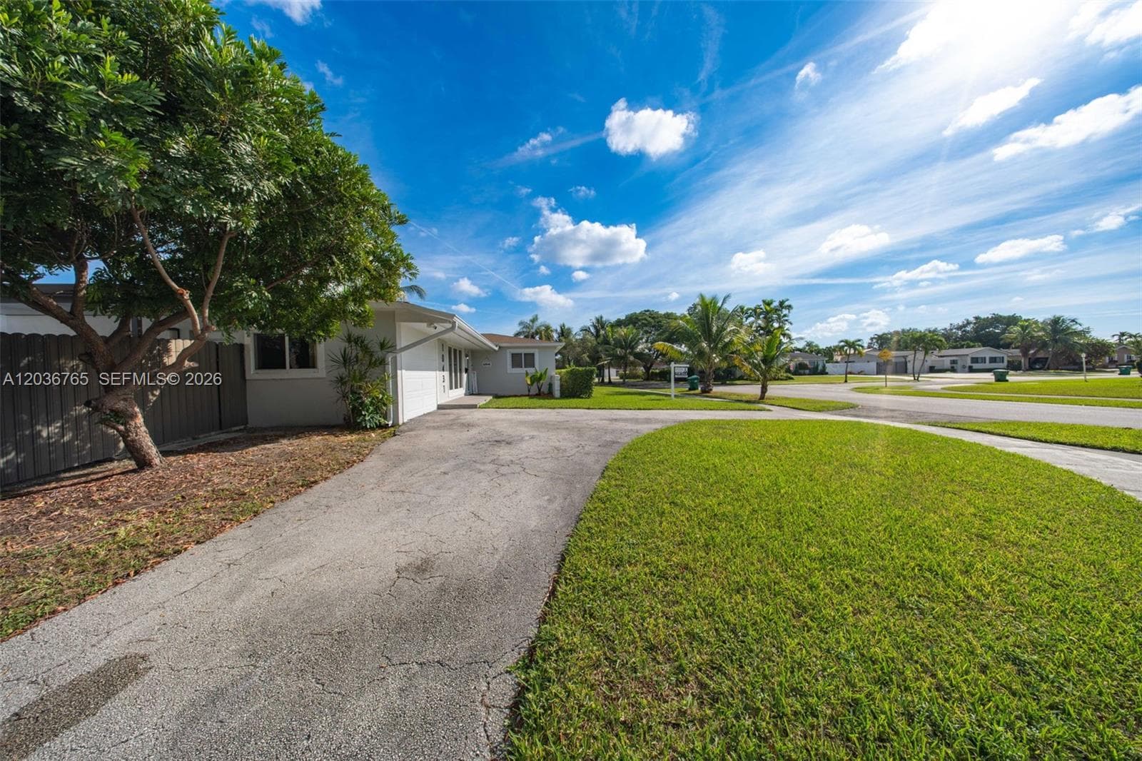 10431 SW 93rd St, Miami FL 33176 photo 4