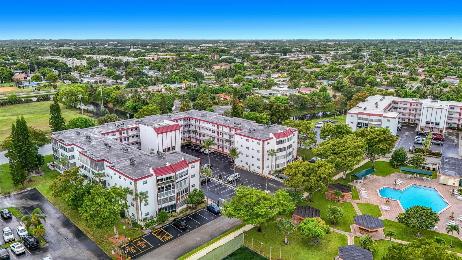 4270 NW 40th Street # 401, Lauderdale Lakes FL 33319 photo 2