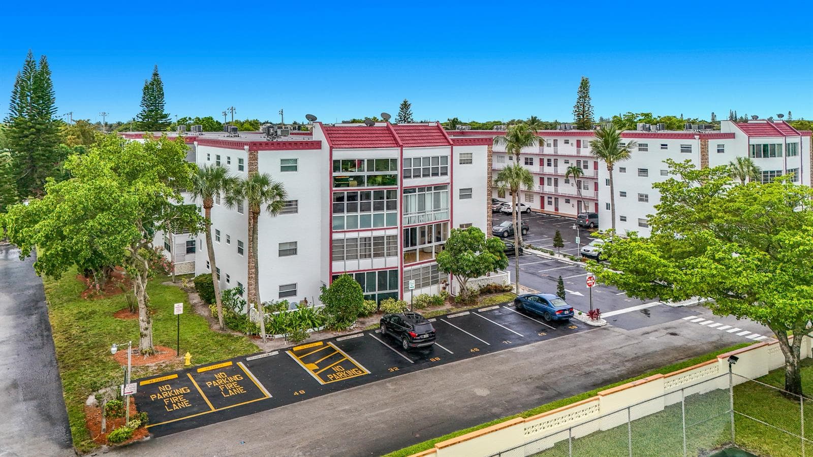 4270 NW 40th Street # 401, Lauderdale Lakes FL 33319 photo 4