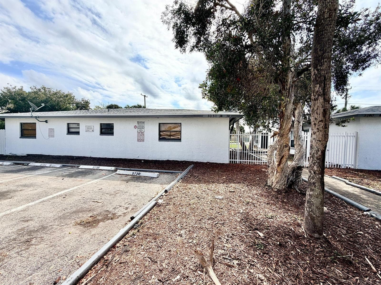 5730 NW 27th Court, Lauderhill FL 33313 photo 4