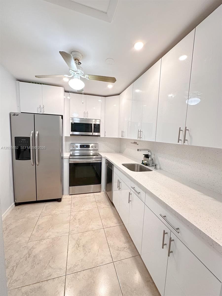 250 181st Dr # 108, Sunny Isles Beach FL 33160 photo 5