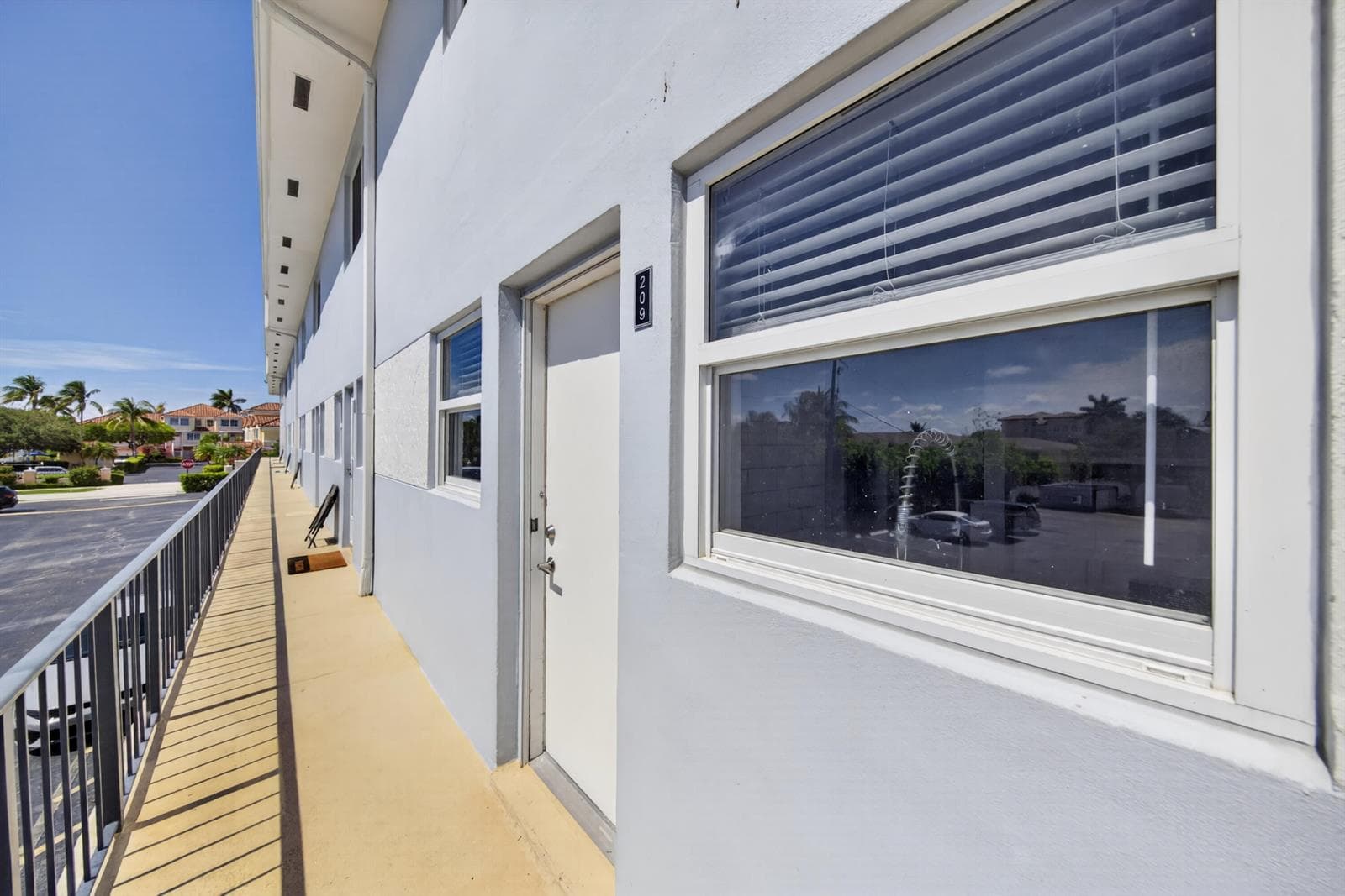 505 NE 20th Avenue # 209, Deerfield Beach FL 33441 photo 3