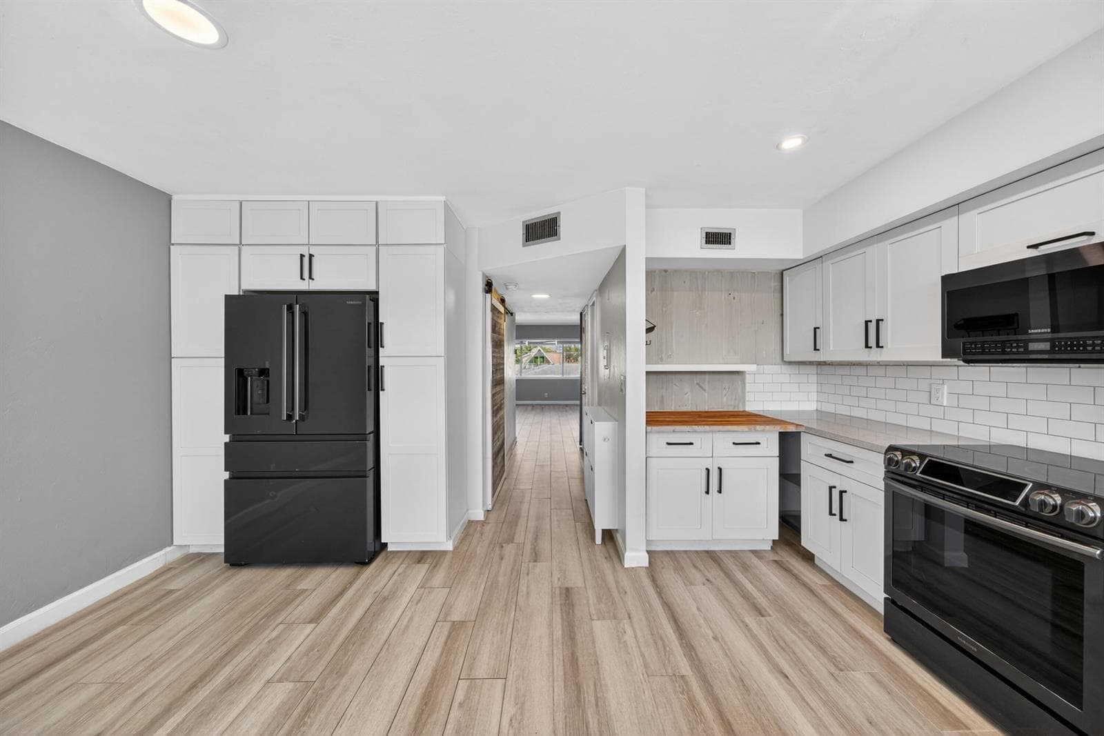 505 NE 20th Avenue # 209, Deerfield Beach FL 33441 photo 4