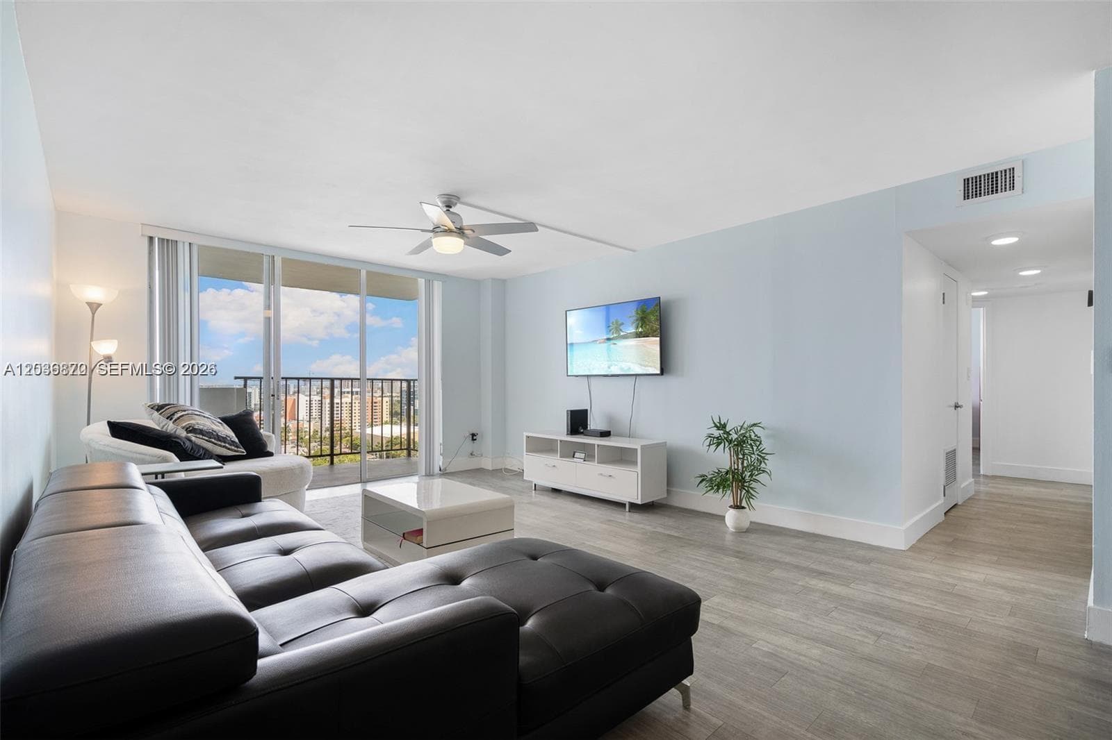 2780 NE 183rd St # 2009, Aventura FL 33160 photo 2