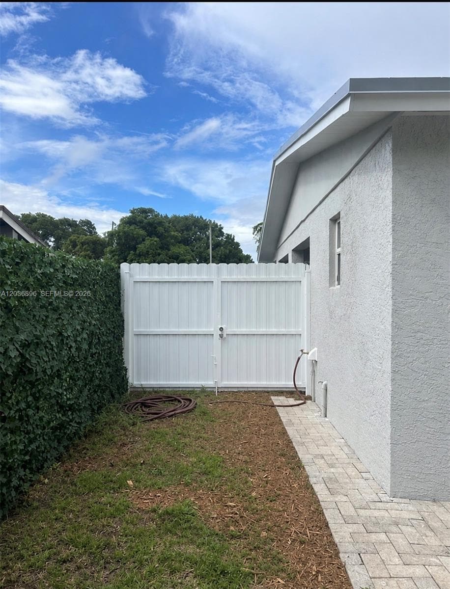 3040 NW 20th St, Fort Lauderdale FL 33311 photo 5