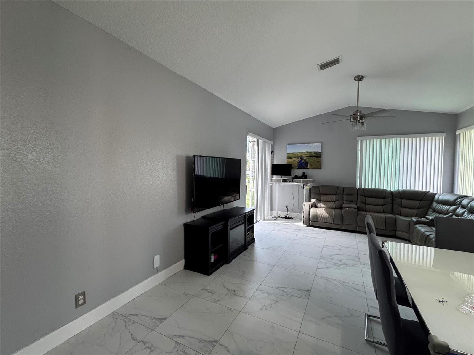 1102 SW 158th Avenue, Pembroke Pines FL 33027 photo 4