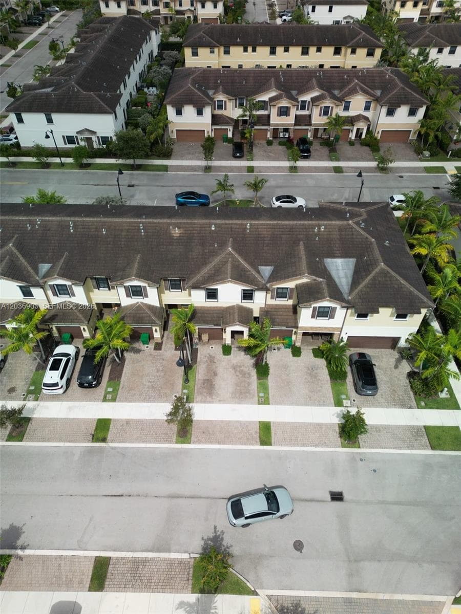 4715 Caspian Way, Davie FL 33314 photo 3
