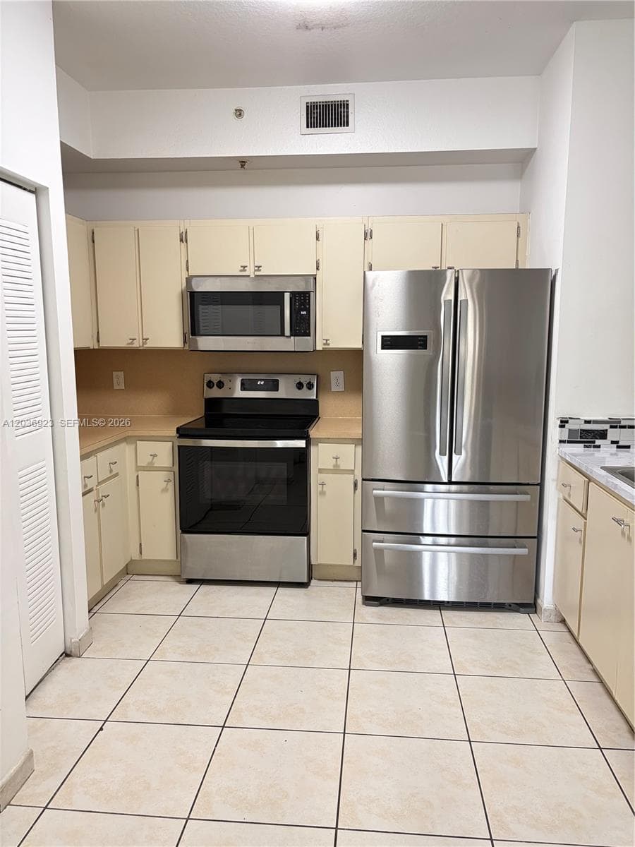 7360 NW 114th Ave # 103, Doral FL 33178 photo 4