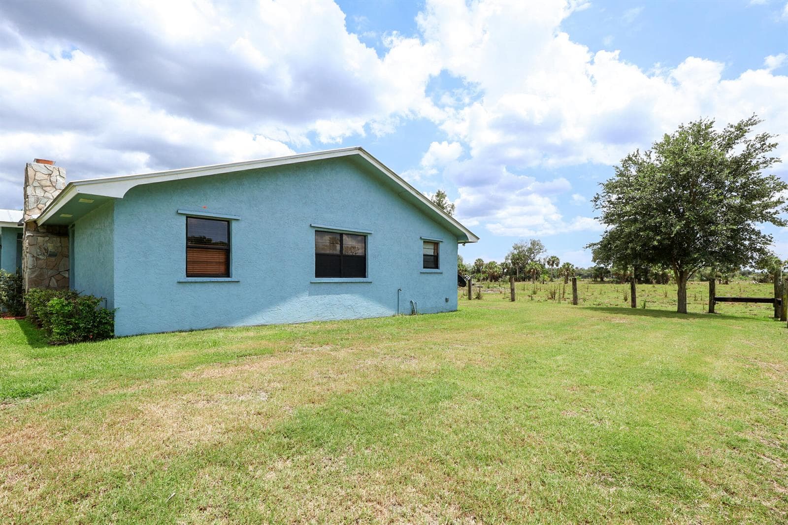 860 NW 141st Street, Okeechobee FL 34972 photo 4