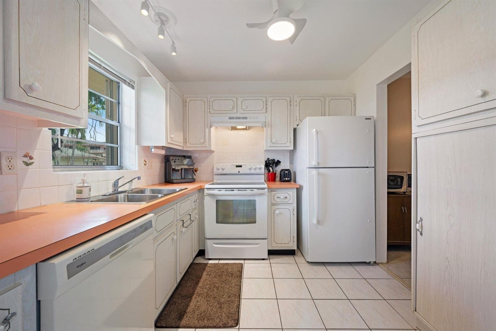 5300 Washington Street # 108d, Hollywood FL 33021 photo 2