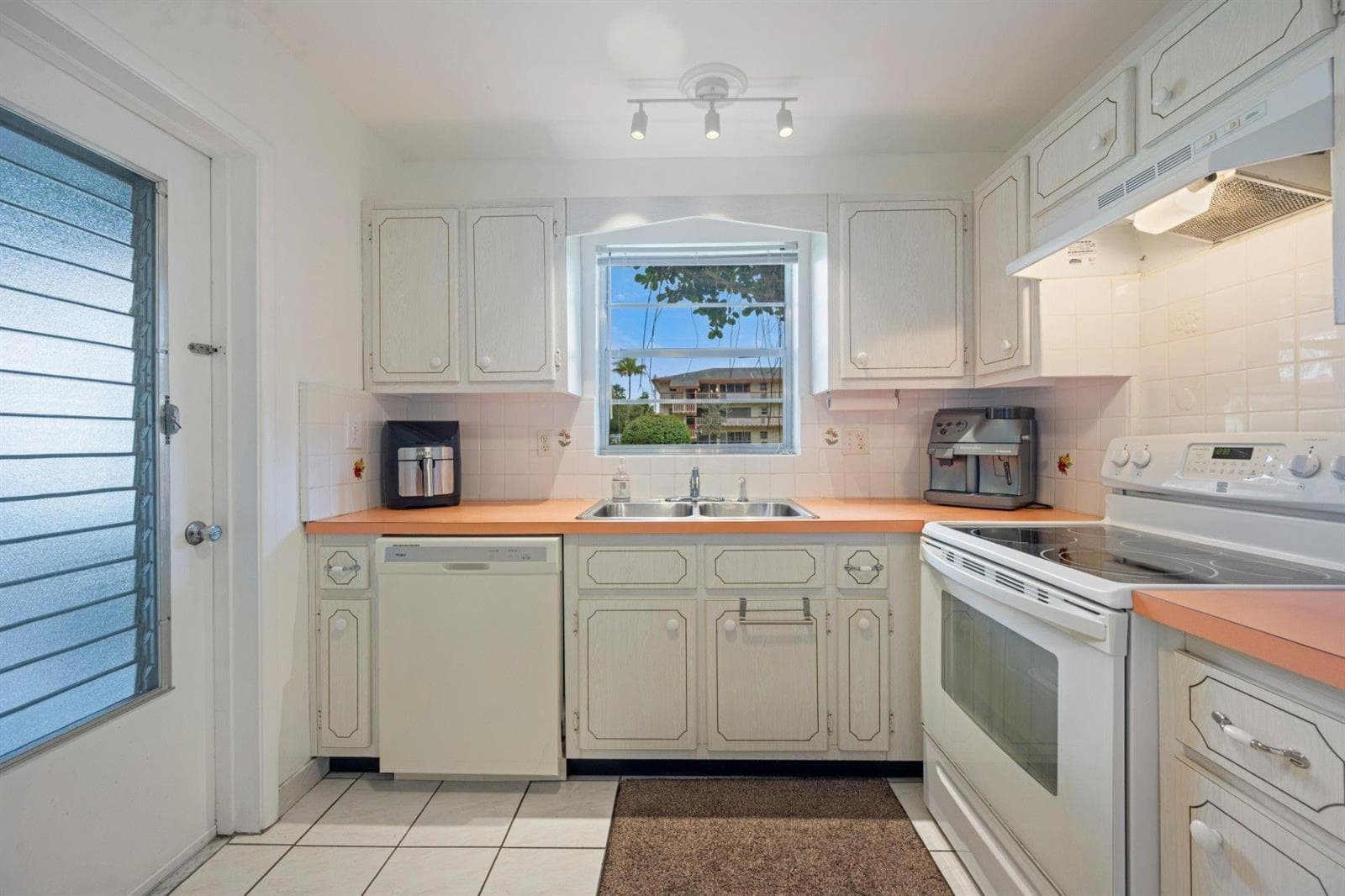 5300 Washington Street # 108d, Hollywood FL 33021 photo 3