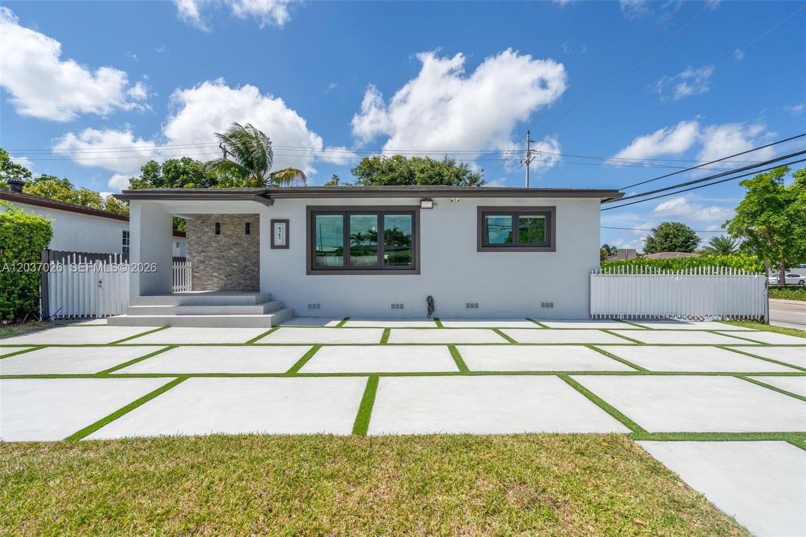 11 W 59th St, Hialeah FL 33012 photo 2