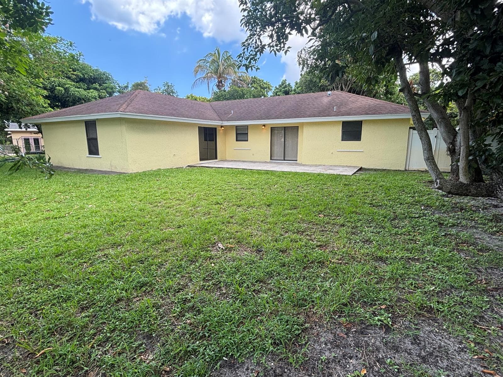 1563 40th Street, West Palm Beach FL 33407 photo 4