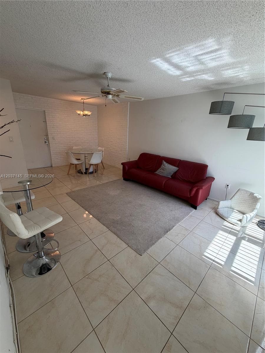 17620 Atlantic Blvd # 514, Sunny Isles Beach FL 33160 photo 2