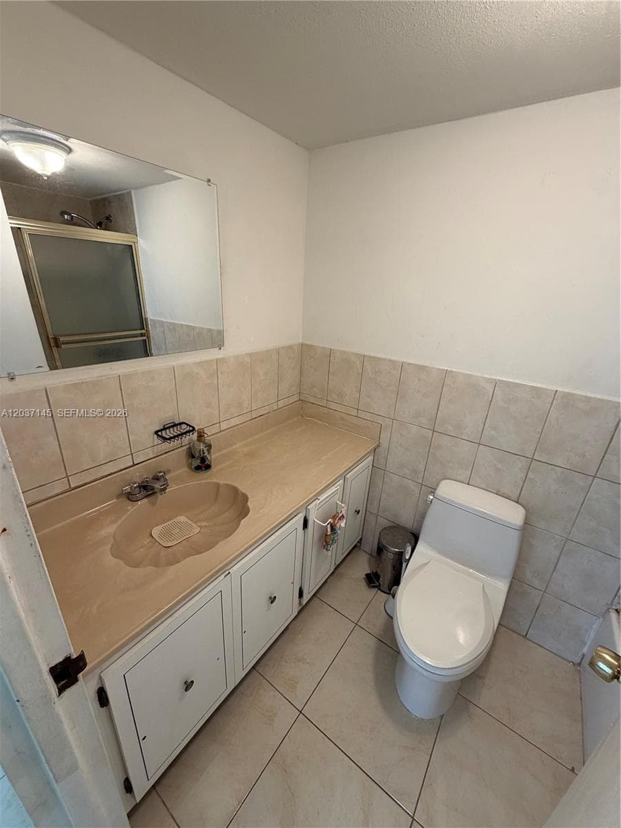 17620 Atlantic Blvd # 514, Sunny Isles Beach FL 33160 photo 5
