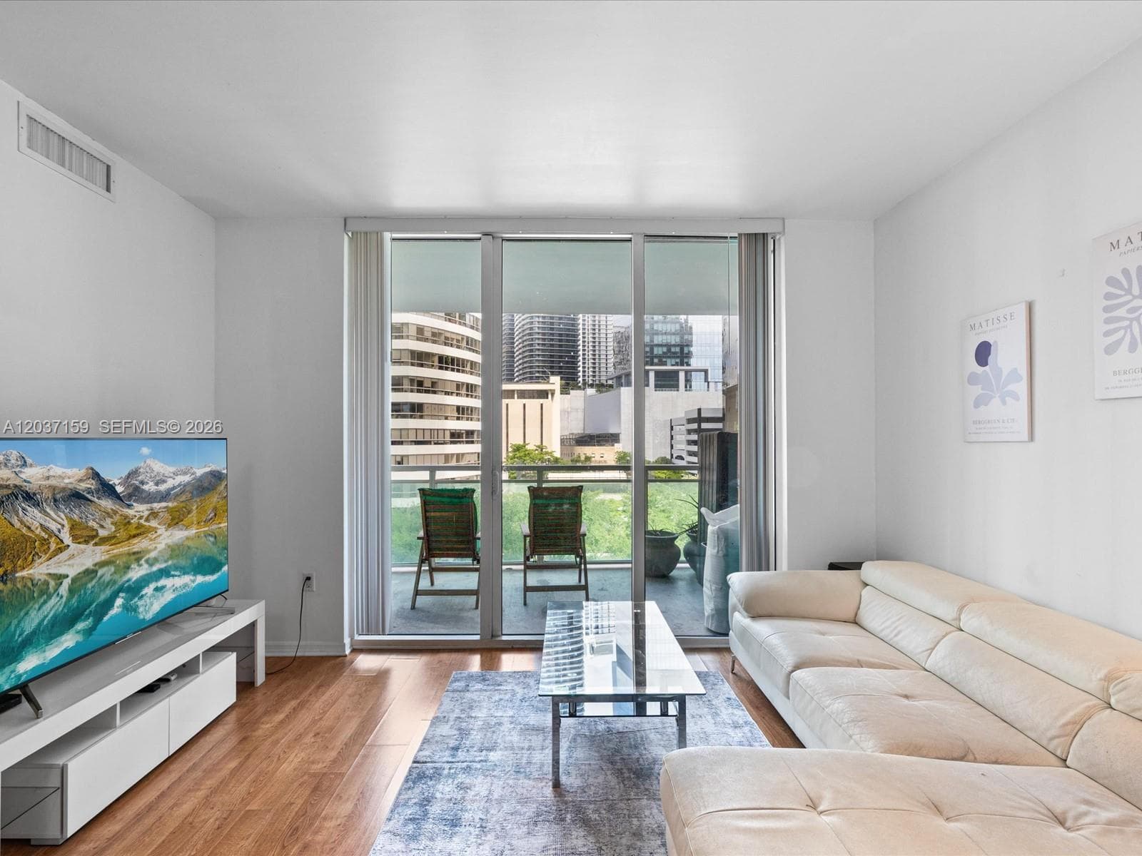 950 Brickell Bay Dr # 501, Miami FL 33131 photo 2